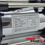 نمای بسته بندی کمپرسور باد خودرو ماکیتا با فشار 150 psi و متعلقات برچسب و بسته بندی