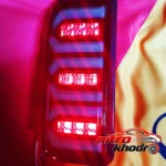 نمای جزئیات چراغ خطر عقب اسپرت نیسان وانت مدل NEON-DOD - مجموعه 2 عددی پرداخت و جزئیات مواد