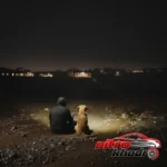 نمای جزئیات چراغ قوه دستی شارژی مدل همه کاره با نور چند رنگ حرکت و نصب پشتی
