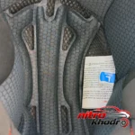 نمای جزئیات کلاه کاسکت فلش Racer با ویژگی های منحصر به فرد پرداخت و جزئیات مواد