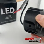 نمای جلو پروژکتور آفرودی موتور خودرو با چراغ LED چندمنظوره چیدمان صفحه و نشانگرها