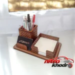 نمای بسته بندی استند لوازم اداری رومیزی چوبی مدل فروردین برچسب و بسته بندی