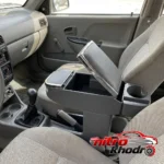 نمای بسته بندی کنسول وسط خودرو P21 با طراحی شیک و کاربردی برچسب و بسته بندی