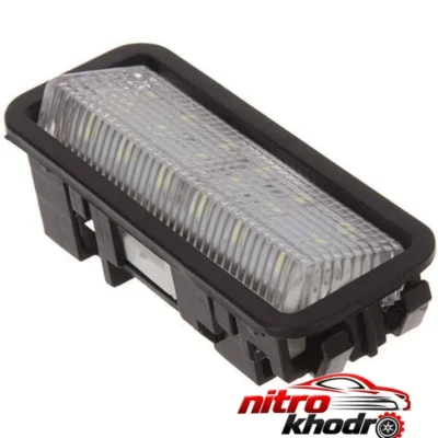 نمای بسته بندی چراغ سقف خودرو تک لایت مدل AM 5964 با نور قوی برچسب و بسته بندی