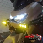 نمای جلو پروژکتور JRY-18 آفرودی با نور سفید و زرد چیدمان صفحه و نشانگرها