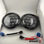 نمای جلو چراغ جلو خودرو LED دایره ای ضد آب بسته دو عددی چیدمان صفحه و نشانگرها