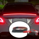 نمای جزئیات اسپویلر چراغدار خودرو با طراحی منحصر به فرد حرکت و نصب پشتی