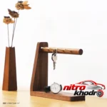 نمای کناری استند لوازم اداری چوبی آرت هوم با طراحی زیبا پروفایل و ساختار