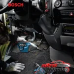 نمای کناری جارو شارژی بوش مدل GAS 12V با نازل مخصوص عمق قاب و پروفایل