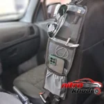 نمای جزئیات کیف پشت صندلی خودرو سام سالو مدل Tori با طراحی منظم پرداخت و جزئیات مواد